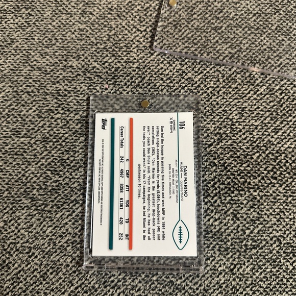 Dolphins Dan Marino SSP /25 - Picture 3 of 3